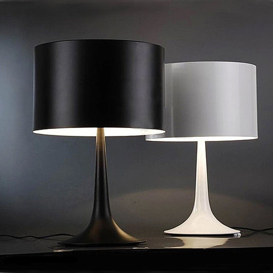 Einfache moderne Wohnzimmerlampe