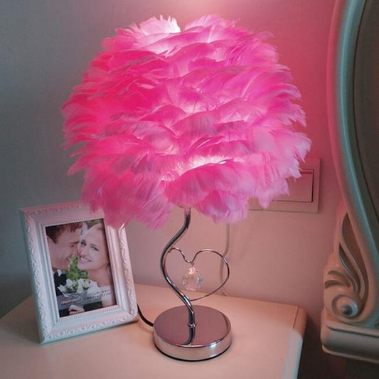 Moderne Gefieder Tischlampe für Schlafzimmer