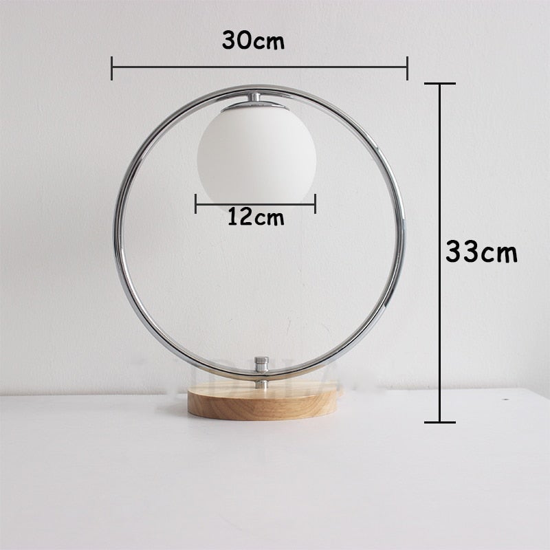 Nachttischlampe im Holz ring stil