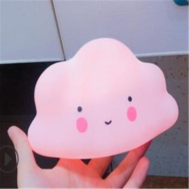 Nachttischlampe in Wolkenform für Kinder