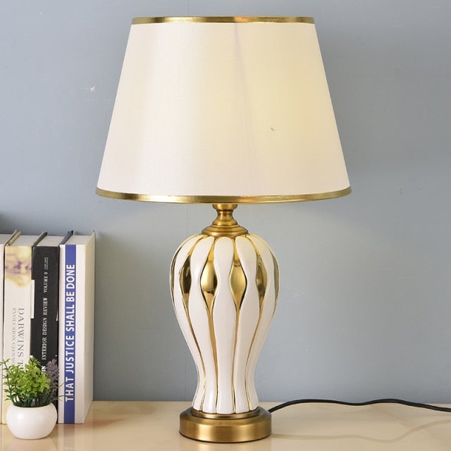 Luxuriöse Nachttischlampe