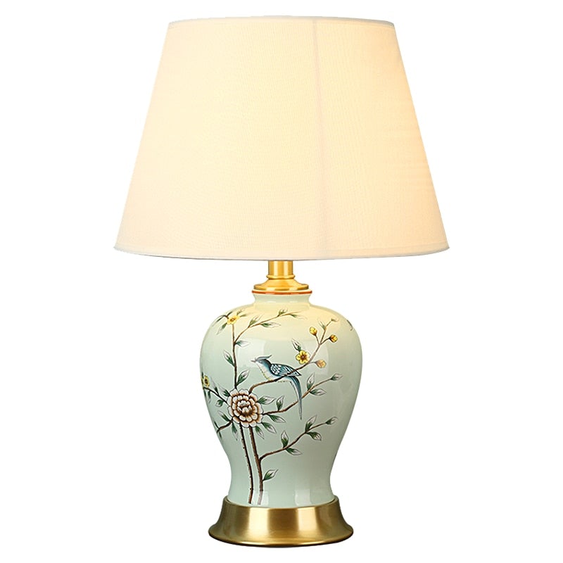 Schlafzimmer Nachttischlampe aus Keramik
