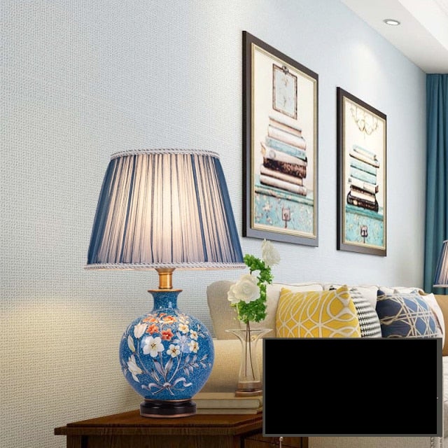 Blaue einfache Nachttischlampe aus Keramik