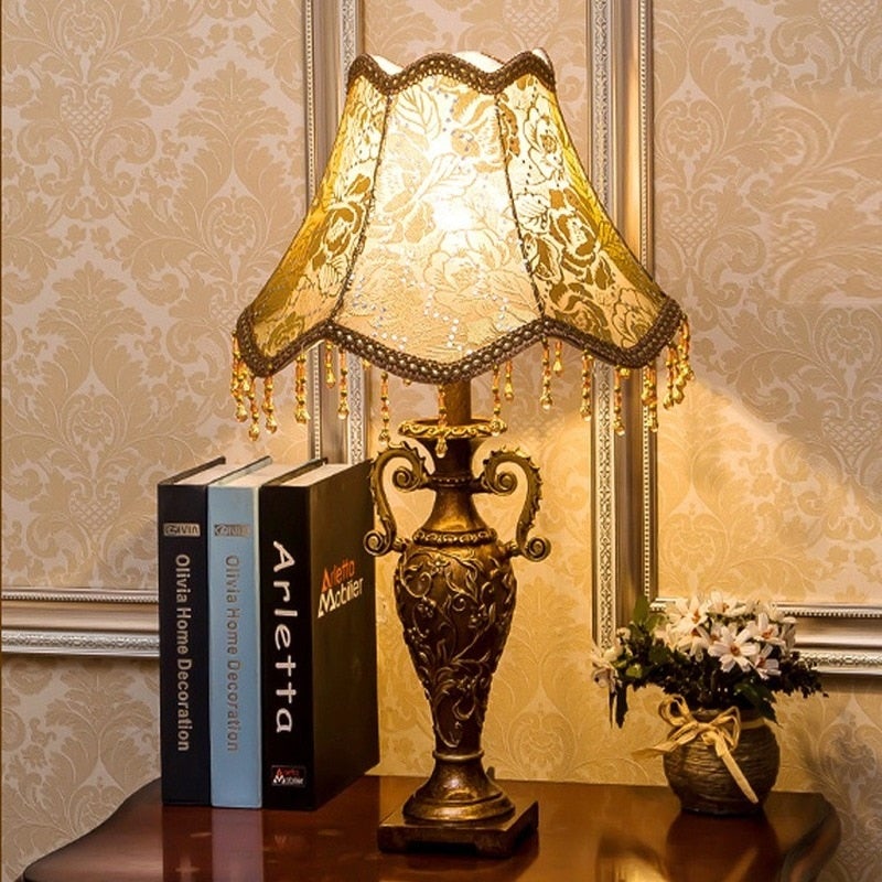 Europäische Tischlampe | Stoff Lampenschirm