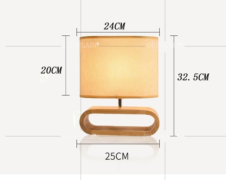 Tischlampe aus Holz mit ovalem Fuß